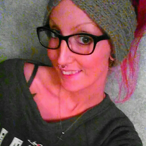 Meet your Posher, ⭐🌜MoonRayy🌛⭐ - Picture 5 of 6